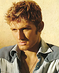 Alex Pettyfer